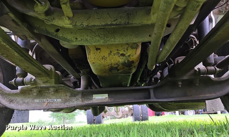 image for item EF1851 2008 Ford F650 Super Duty  Crew Cab truck cab and chassis