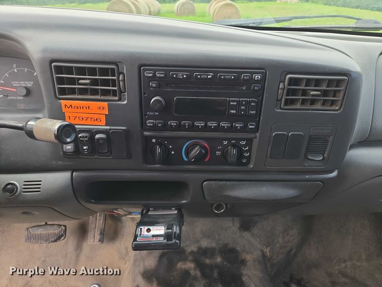 image for item EF1851 2008 Ford F650 Super Duty  Crew Cab truck cab and chassis