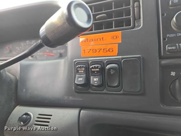 image for item EF1851 2008 Ford F650 Super Duty  Crew Cab truck cab and chassis