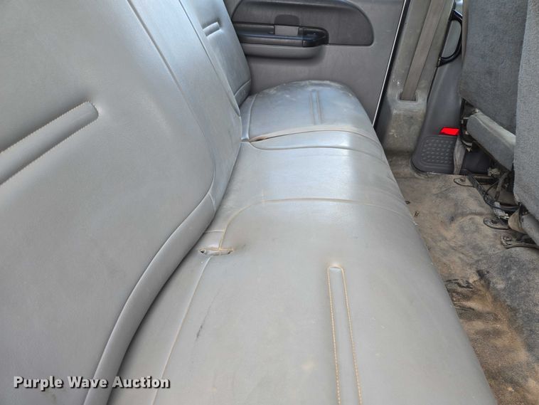 image for item EF1851 2008 Ford F650 Super Duty  Crew Cab truck cab and chassis