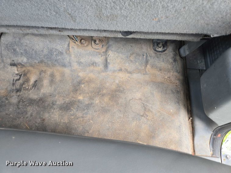 image for item EF1851 2008 Ford F650 Super Duty  Crew Cab truck cab and chassis