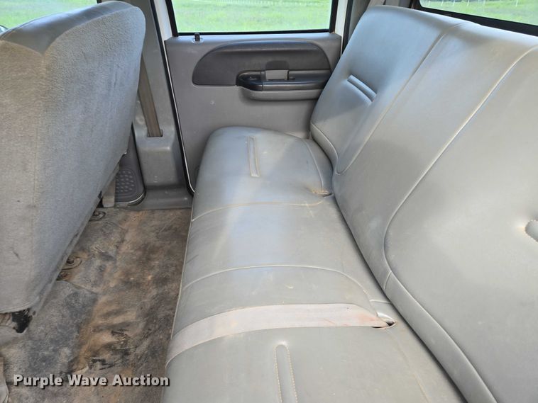 image for item EF1851 2008 Ford F650 Super Duty  Crew Cab truck cab and chassis