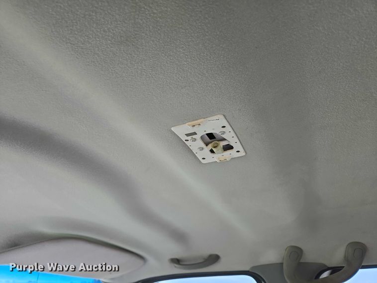 image for item EF1851 2008 Ford F650 Super Duty  Crew Cab truck cab and chassis