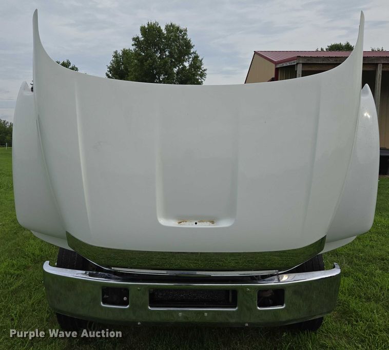 image for item EF1851 2008 Ford F650 Super Duty  Crew Cab truck cab and chassis