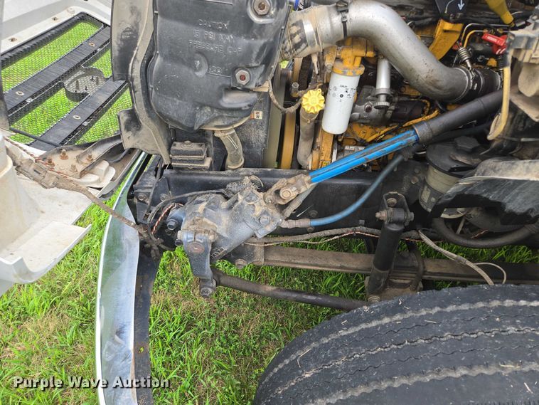 image for item EF1851 2008 Ford F650 Super Duty  Crew Cab truck cab and chassis