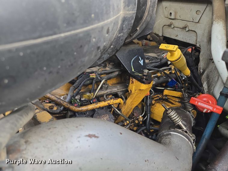 image for item EF1851 2008 Ford F650 Super Duty  Crew Cab truck cab and chassis