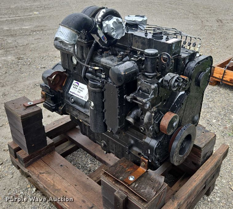 image for item EF1860 Cummins Engine