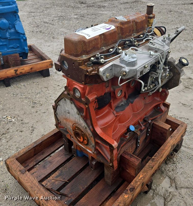 image for item EF1861 Ford 256 Engine