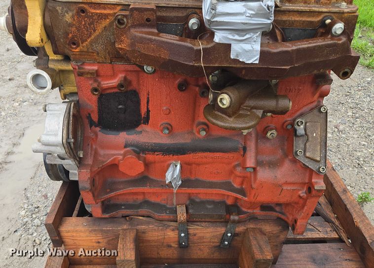 image for item EF1861 Ford 256 Engine