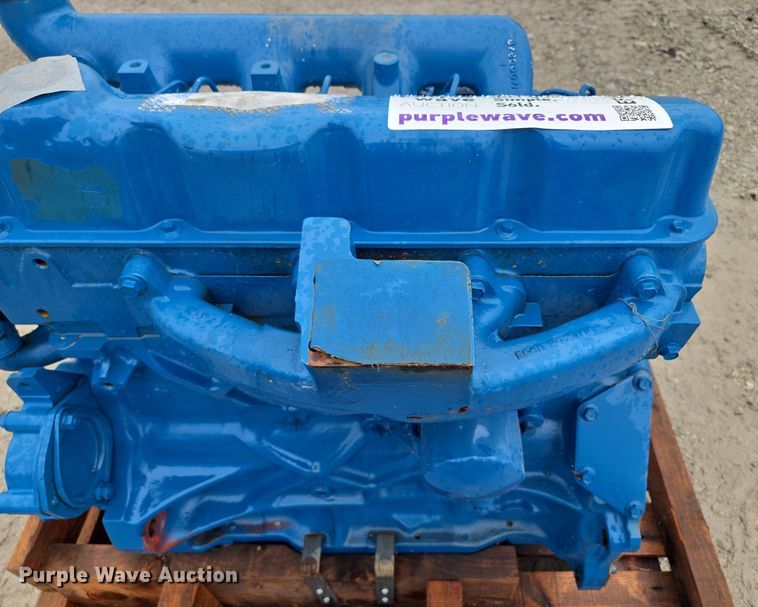 image for item EF1862 Ford 256 engine
