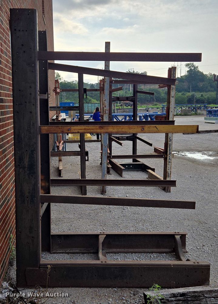 image for item EF1863 Cantilever rack