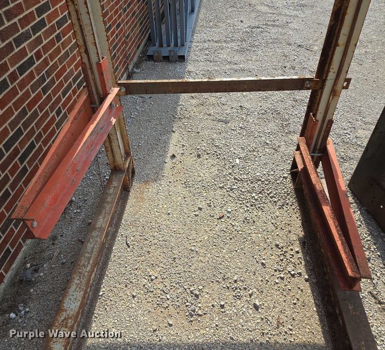 image for item EF1864 Cantilever rack