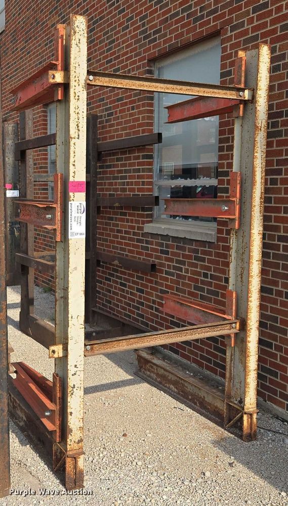 image for item EF1864 Cantilever rack