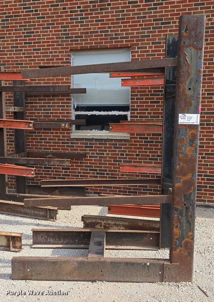 image for item EF1865 Cantilever rack