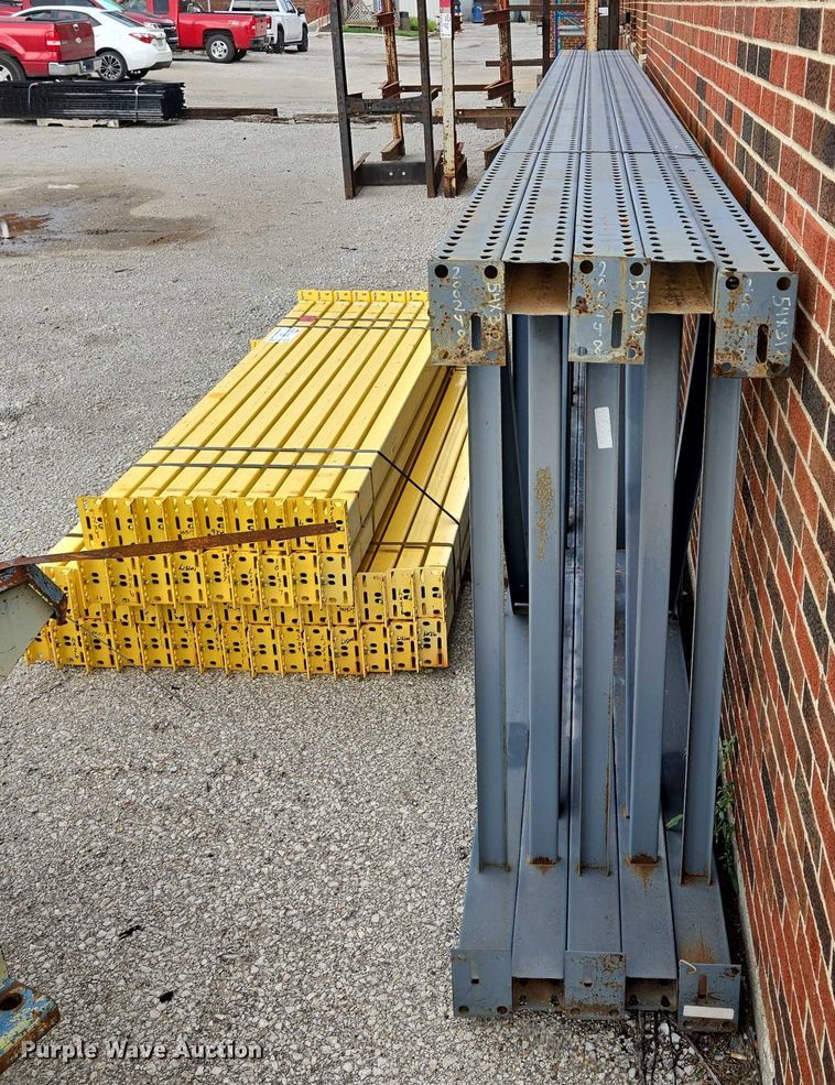 image for item EF1866 Teardrop pallet racking