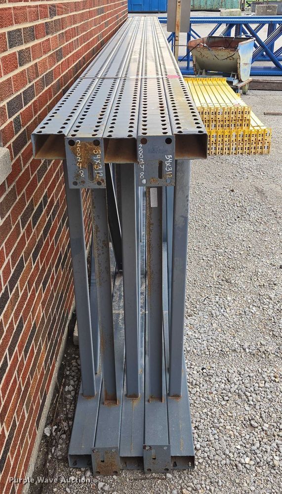 image for item EF1866 Teardrop pallet racking