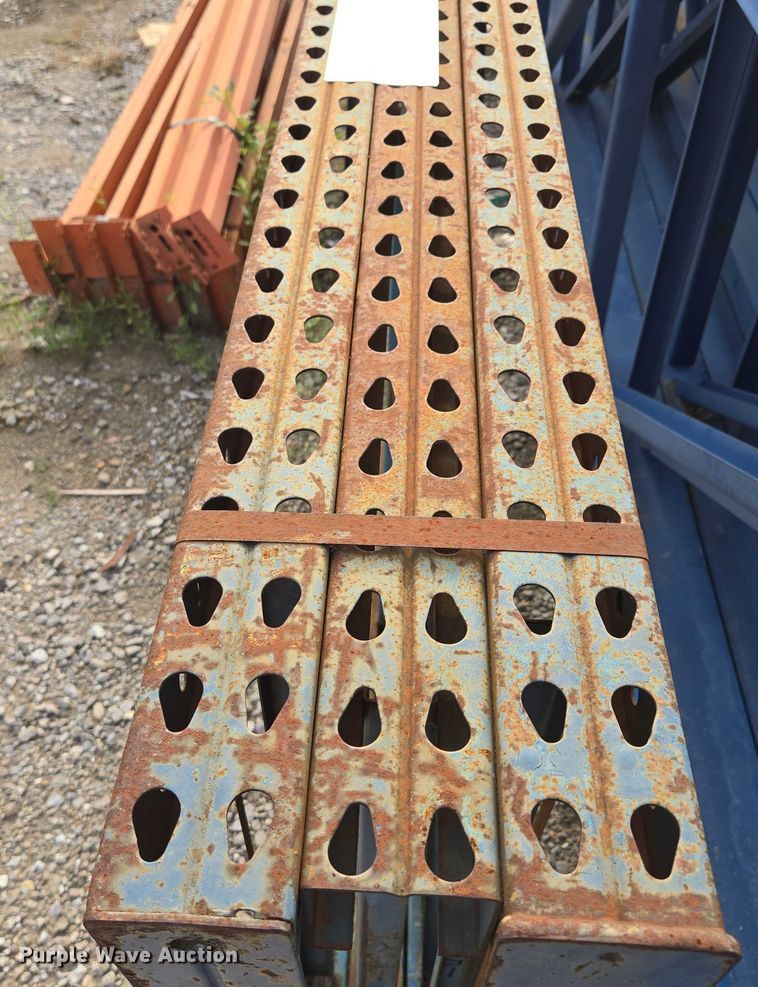 image for item EF1867 Teardrop  pallet racking