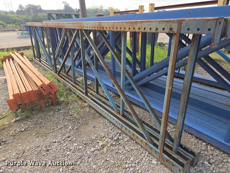 image for item EF1867 Teardrop  pallet racking