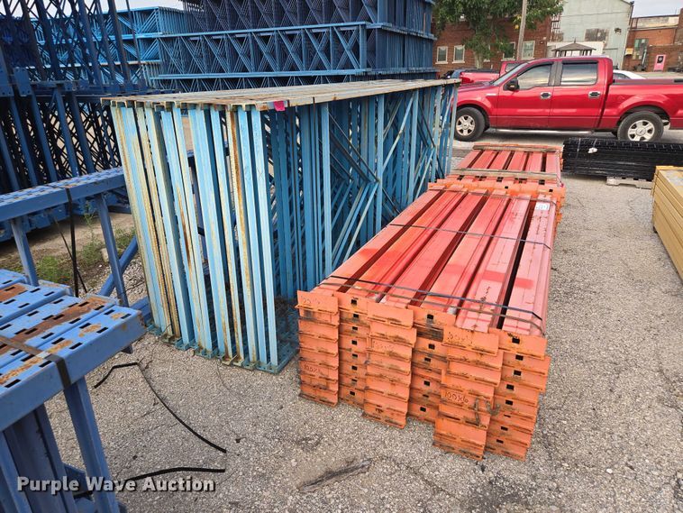 image for item EF1869 Pallet racking