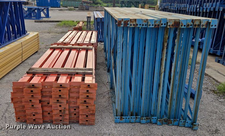 image for item EF1869 Pallet racking