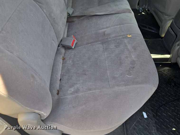 image for item EF1875 2002 Toyota Tacoma Double Cab pickup truck