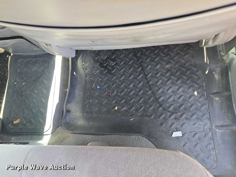 image for item EF1875 2002 Toyota Tacoma Double Cab pickup truck