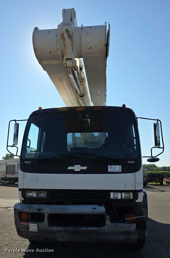 CAMIóN CON CANASTILLA 2000 CHEVROLET ALTEC