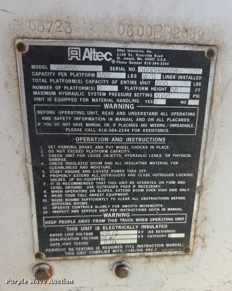 image for item EF3635 2000 Chevrolet T6500 bucket truck