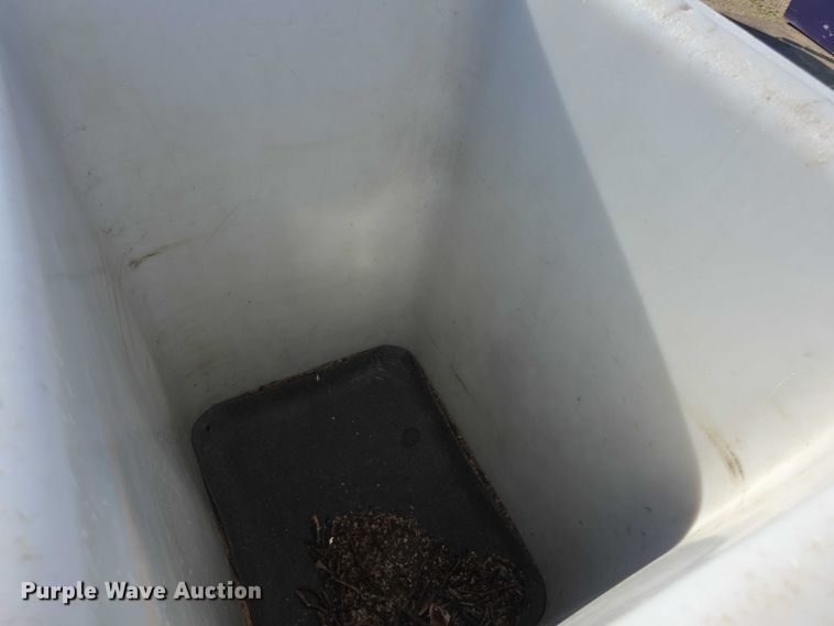 image for item EF3635 2000 Chevrolet T6500 bucket truck