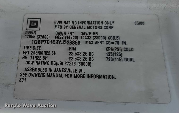 image for item EF3635 2000 Chevrolet T6500 bucket truck