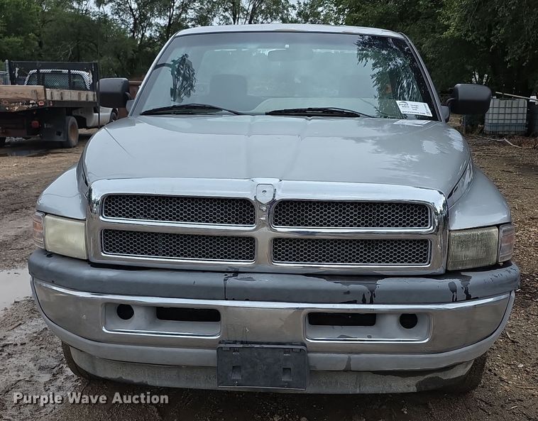 image for item EF3693 1994 Dodge Ram 1500 pickup truck