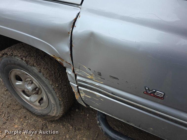 image for item EF3693 1994 Dodge Ram 1500 pickup truck