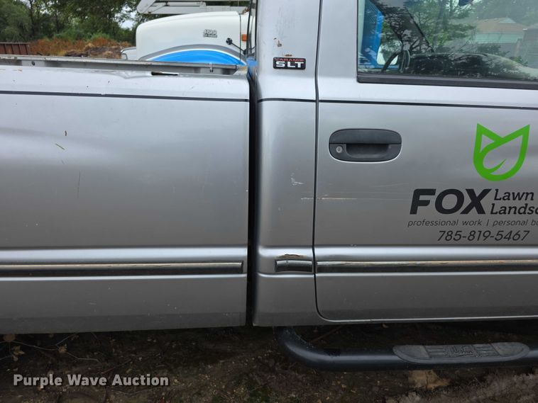 image for item EF3693 1994 Dodge Ram 1500 pickup truck