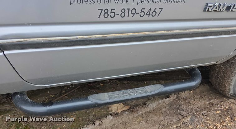 image for item EF3693 1994 Dodge Ram 1500 pickup truck