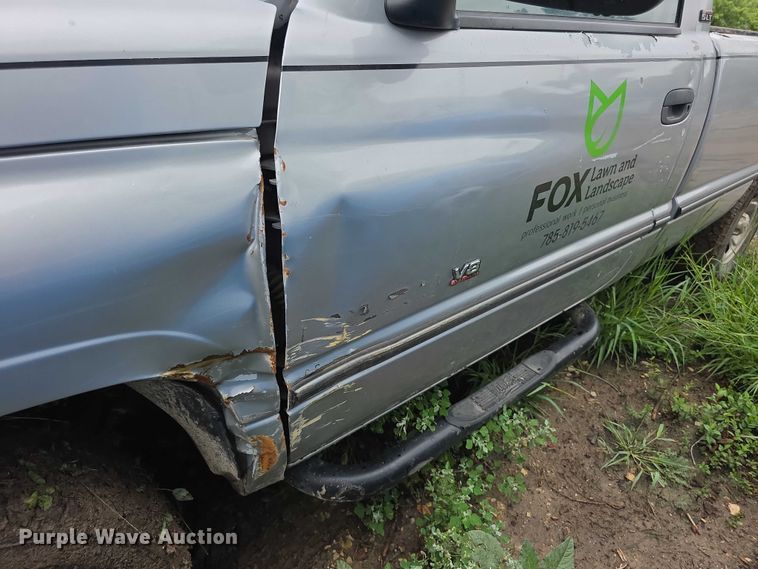 image for item EF3693 1994 Dodge Ram 1500 pickup truck