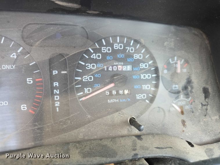 image for item EF3693 1994 Dodge Ram 1500 pickup truck