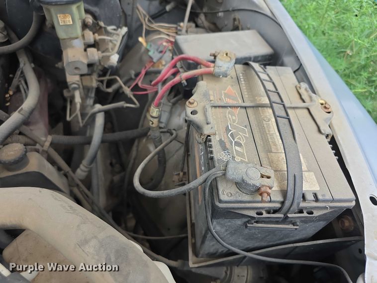 image for item EF3693 1994 Dodge Ram 1500 pickup truck