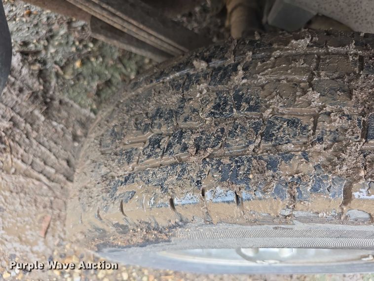 image for item EF3693 1994 Dodge Ram 1500 pickup truck