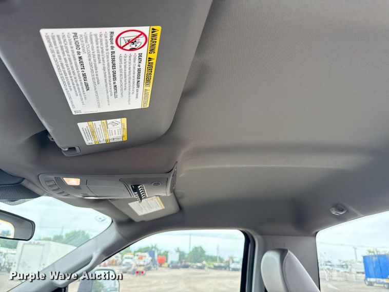 image for item EG1020 2022 Ford F550 Super Duty truck cab and chassis