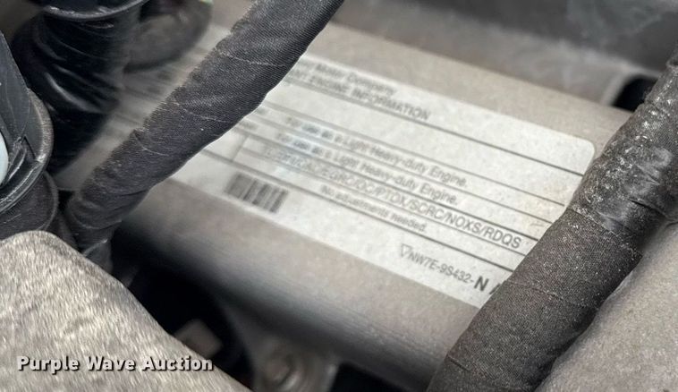 image for item EG1020 2022 Ford F550 Super Duty truck cab and chassis