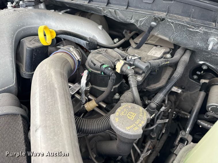 image for item EG1020 2022 Ford F550 Super Duty truck cab and chassis