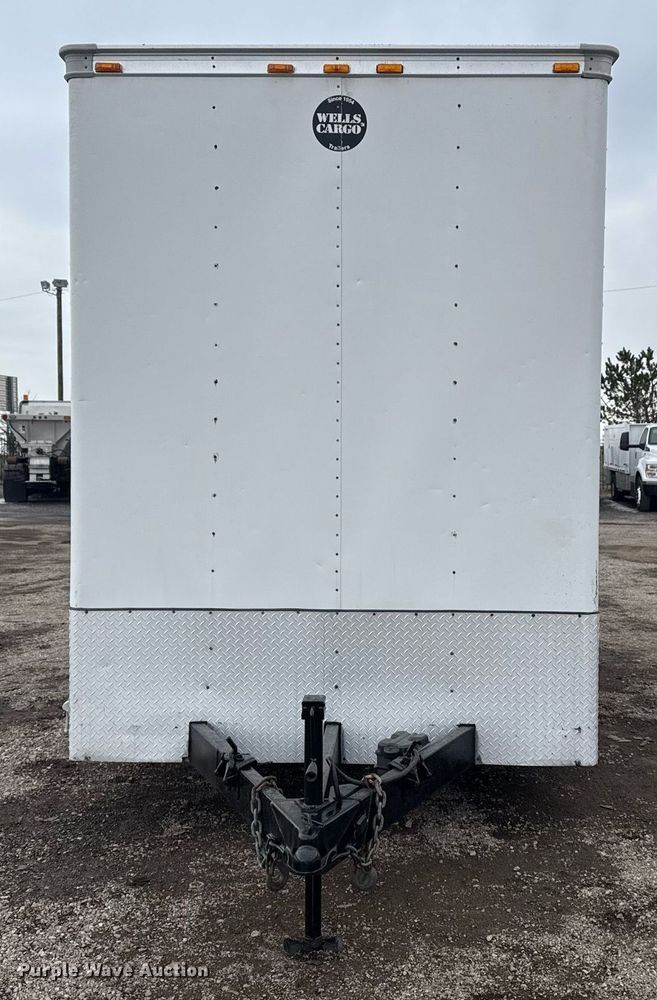 image for item EG2567 2002 Wells Cargo enclosed cargo trailer