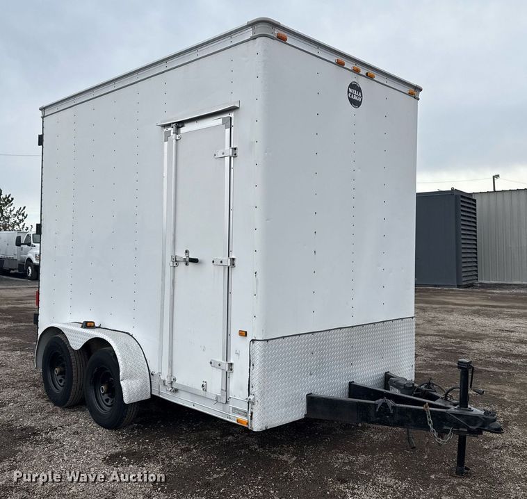 image for item EG2567 2002 Wells Cargo enclosed cargo trailer