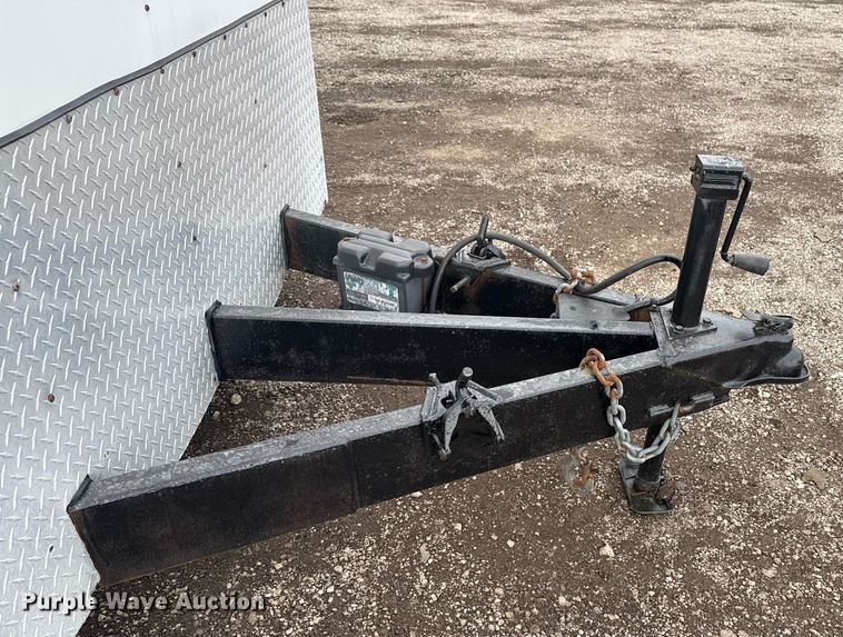 image for item EG2567 2002 Wells Cargo enclosed cargo trailer