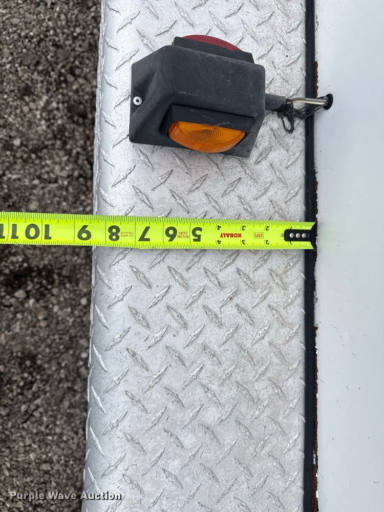 image for item EG2567 2002 Wells Cargo enclosed cargo trailer