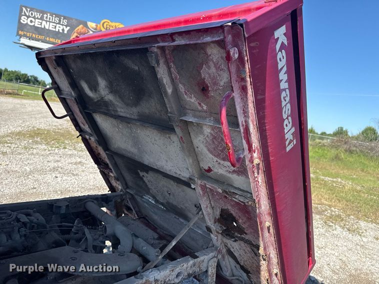 image for item EG5867 2005 Kawasaki Mule 4000 utility vehicle