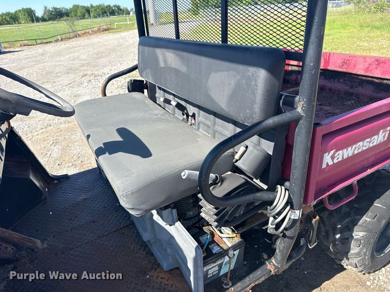 image for item EG5867 2005 Kawasaki Mule 4000 utility vehicle