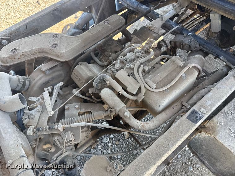 image for item EG5867 2005 Kawasaki Mule 4000 utility vehicle