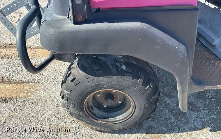 image for item EG5867 2005 Kawasaki Mule 4000 utility vehicle