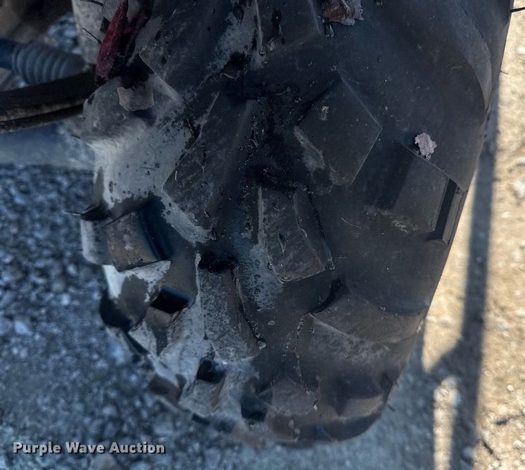 image for item EG5867 2005 Kawasaki Mule 4000 utility vehicle